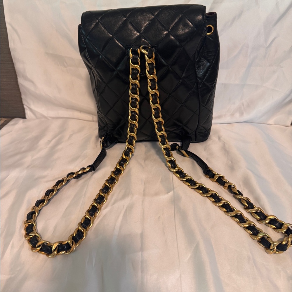 Vintage Chanel Black Quilted Backpack - Picture 4 of 11